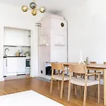 Apartment Roost Huvilakatu Helsinki
