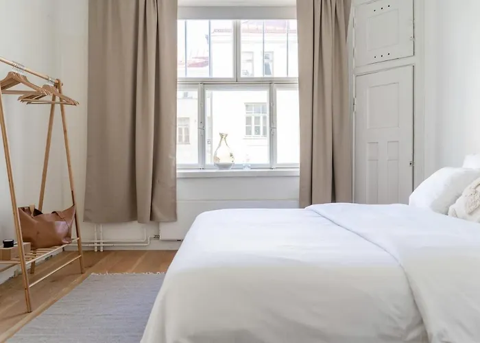 Roost Huvilakatu Helsinki